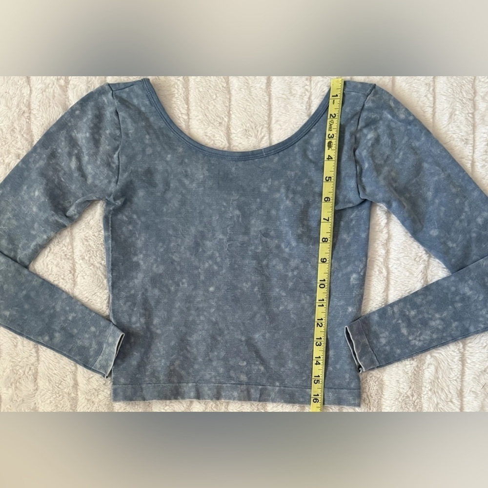 Lulus Women’s Blue Long Sleeve Scoop Back Crop Top Stretch Size Small - Picture 5 of 6